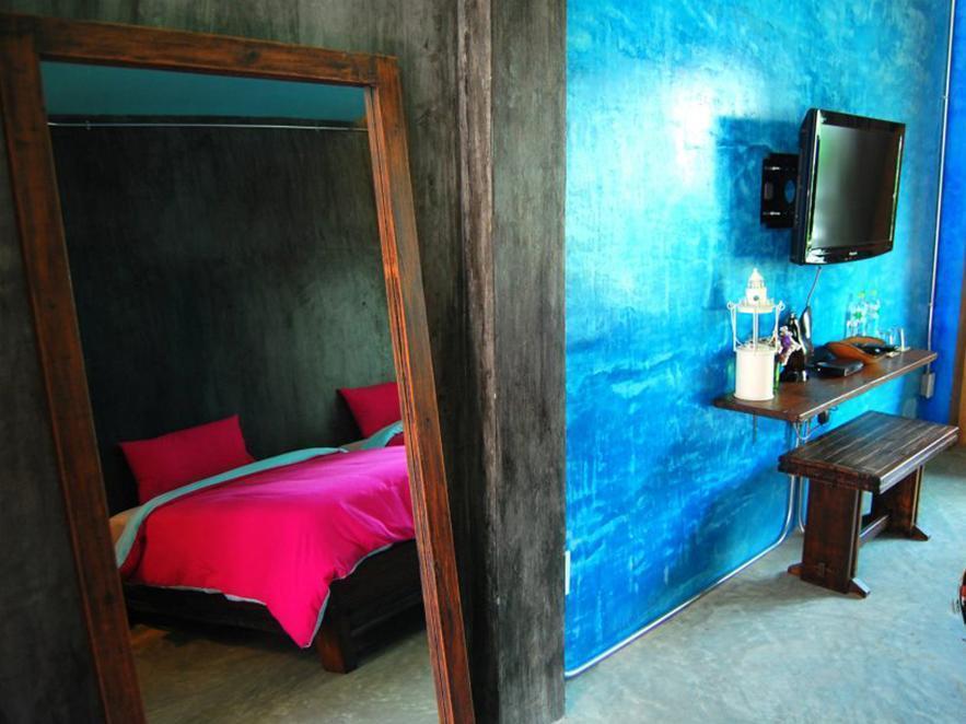 Qi 68 Hotel Chiang Mai Eksteriør billede